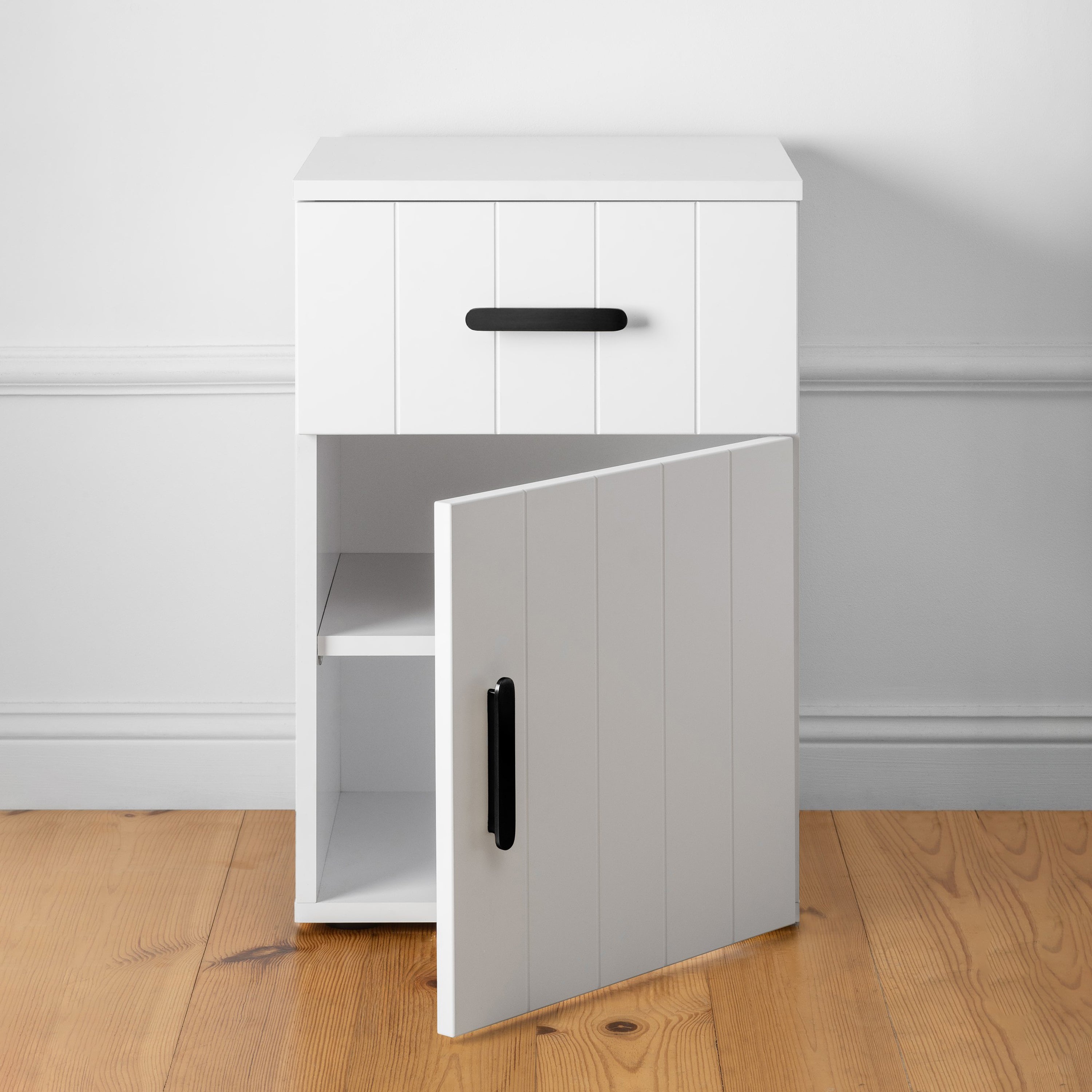 PORTO BEDSIDE TABLE - WHITE - VJ PANEL - OVAL BLACK