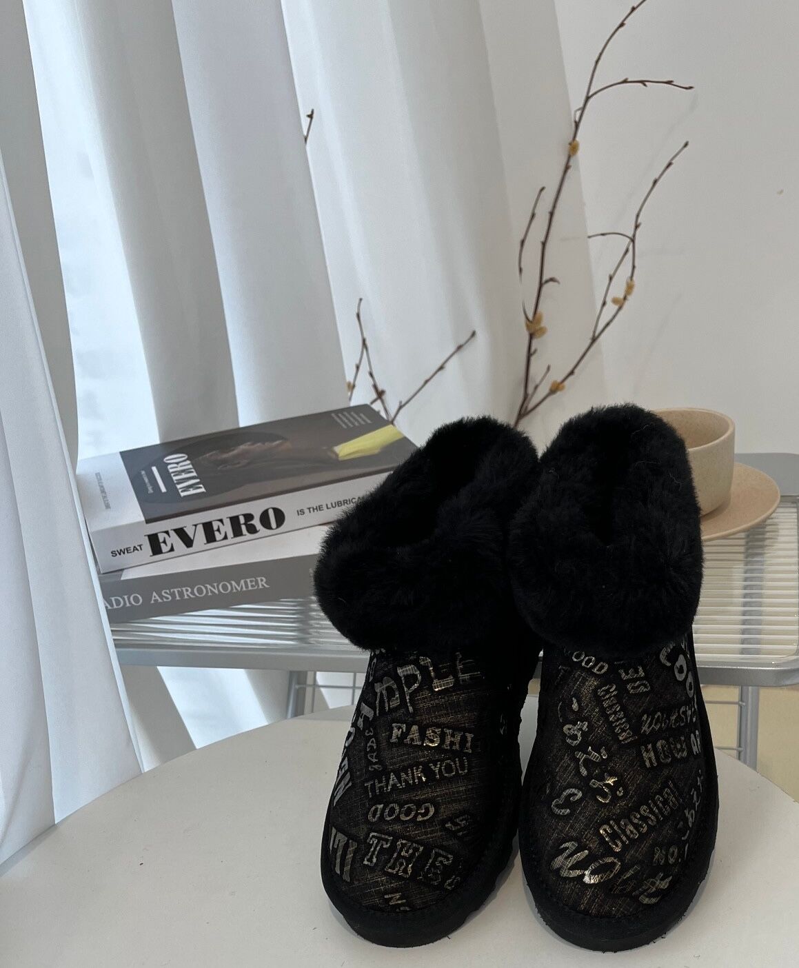 Womens Australian Sheepskin Wool Fur Mini UGG Ankle Boots in Black - 9