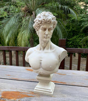 Angelo Bust Statue 26x43cm