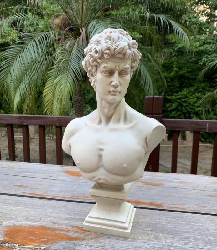 Angelo Bust Statue 26x43cm